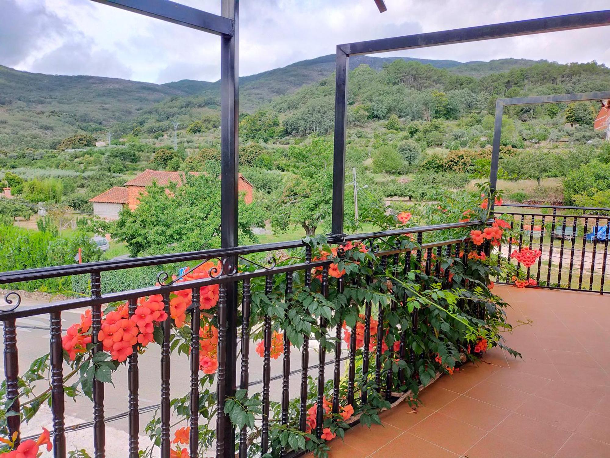 Hostal Yuste Garganta la Olla Bagian luar foto